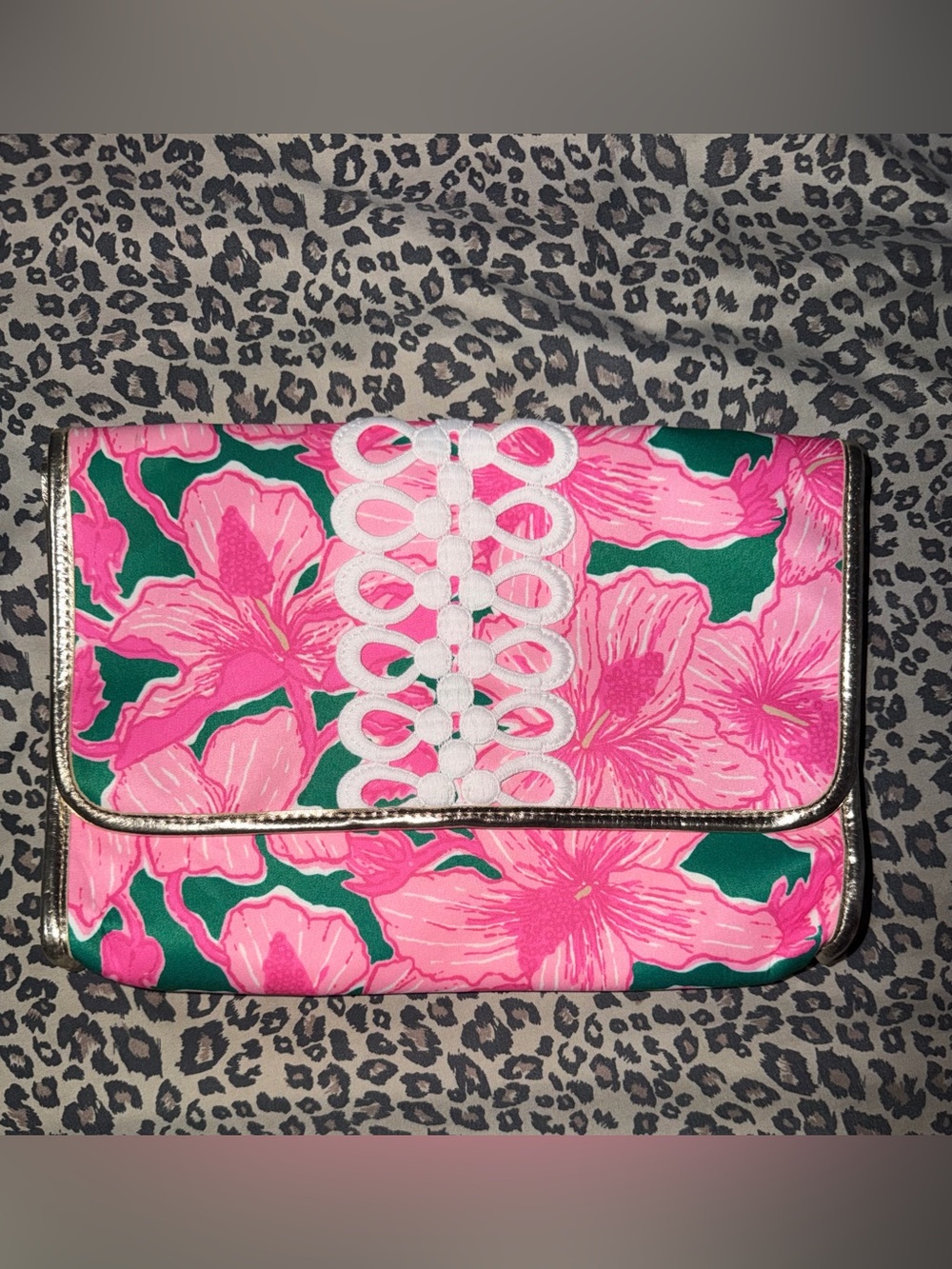 Lilly Pulitzer Hibis Kiss envelope clutch